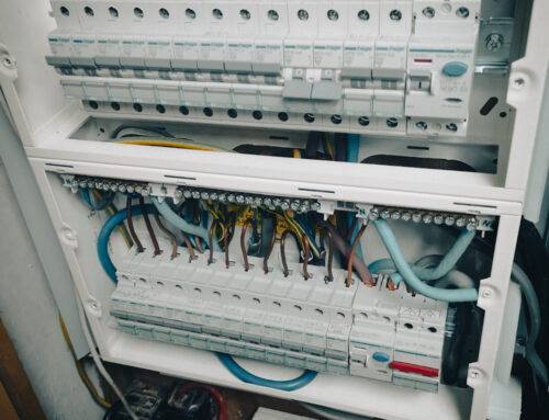 ELECTRICIAN READING